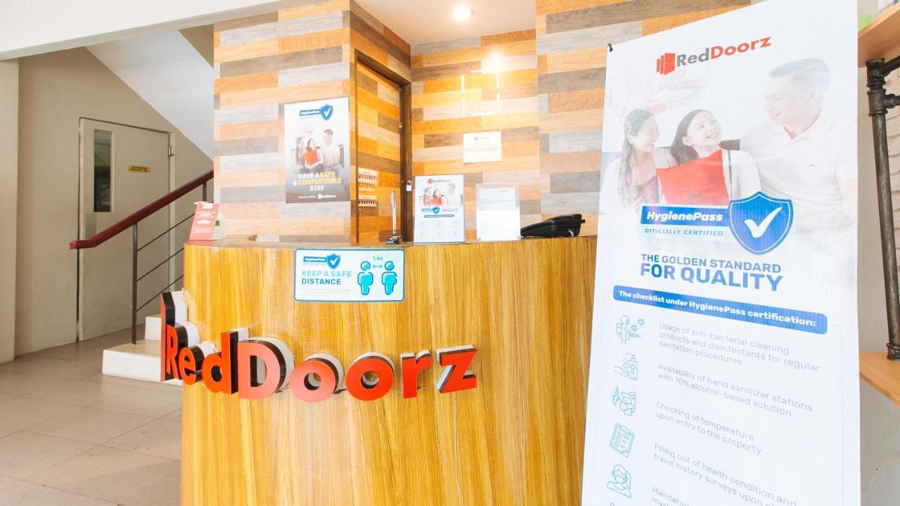 Reddoorz Plus Near Osmena Highway 2 Manila Kültér fotó