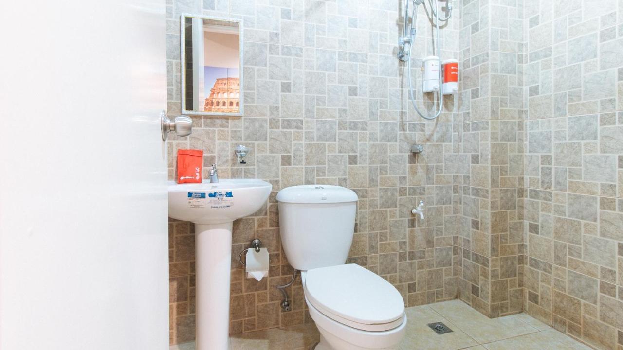 Reddoorz Plus Near Osmena Highway 2 Manila Kültér fotó
