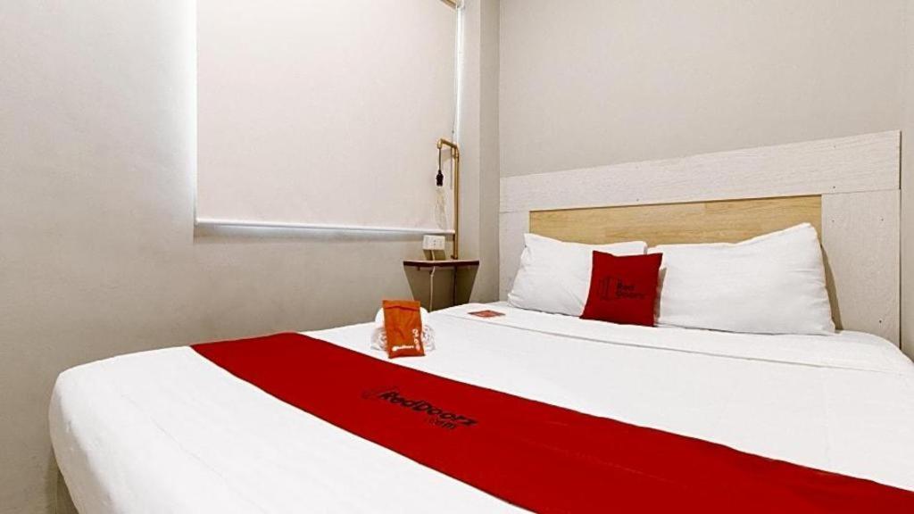 Reddoorz Plus Near Osmena Highway 2 Manila Kültér fotó