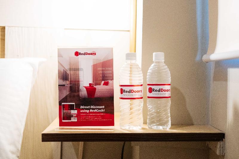Reddoorz Plus Near Osmena Highway 2 Manila Kültér fotó