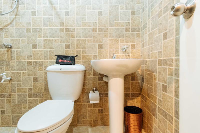 Reddoorz Plus Near Osmena Highway 2 Manila Kültér fotó